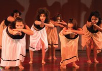 Espetáculo ‘Corpos Sãos em todo lugar + Lágrimas’ estreia no Teatro Cacilda Becker, no Rio