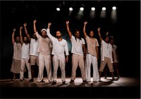 Espetáculo teatral sobre Solano Trindade chega ao centro do Rio de Janeiro