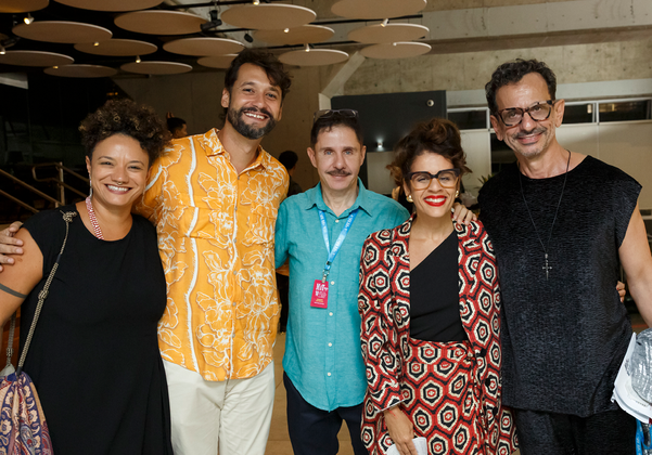 Aline Vila Real, diretora de difusão da Funarte; Antônio Araujo, Idealização e Direção Artística MITsp; Leonardo Lessa , diretor executivo Funarte; Maria Marighella , presidenta da Funarte; Guilherme Marques, Idealização e Direção Geral de Produção MITsp.  (foto: Tiago lima)