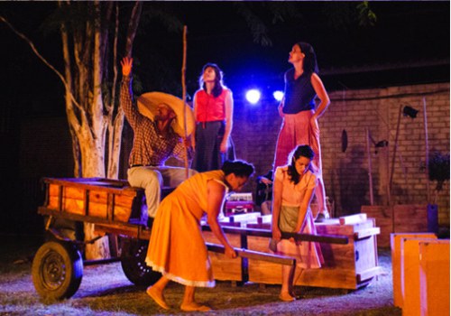 notícia_Mostra Minas - espetaculo Partidas_ grupo Teatro da Pedra foto Camila Campos - site teatrodapedra.org_06102022.jpg