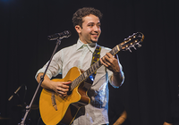 Jáder Loures apresenta seu show voz e violão “Vôo Livre” na Funarte MG