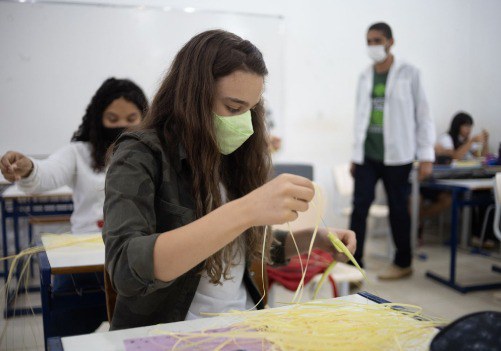 “Oficinas de Artes Criativas: Saberes Amazônicos”