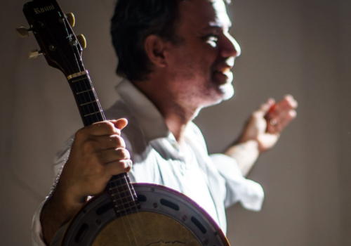 Teatro_Espetáculo_A Cara do Pai_Ator Tatto Medinni. Foto Kleber Santana