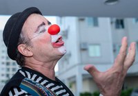 Teatro Dulcina, no Rio, apresenta espetáculo de palhaçaria