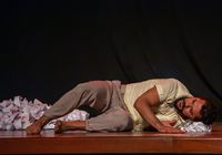 Teatro Dulcina recebe solo “O Invisível”, que aborda o mal de Alzheimer