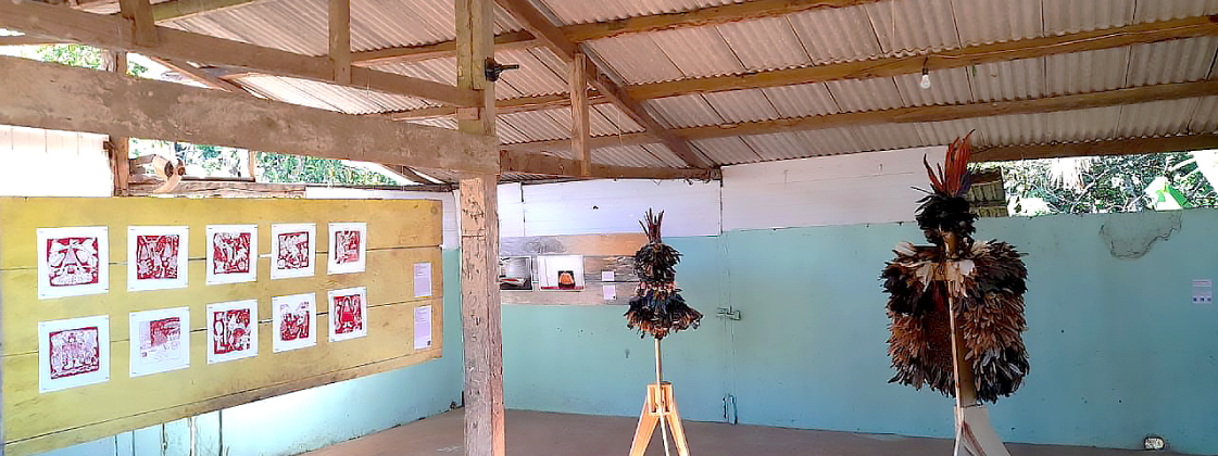 Manto tupinambá: exposição chega à aldeia da Serra do Padeiro