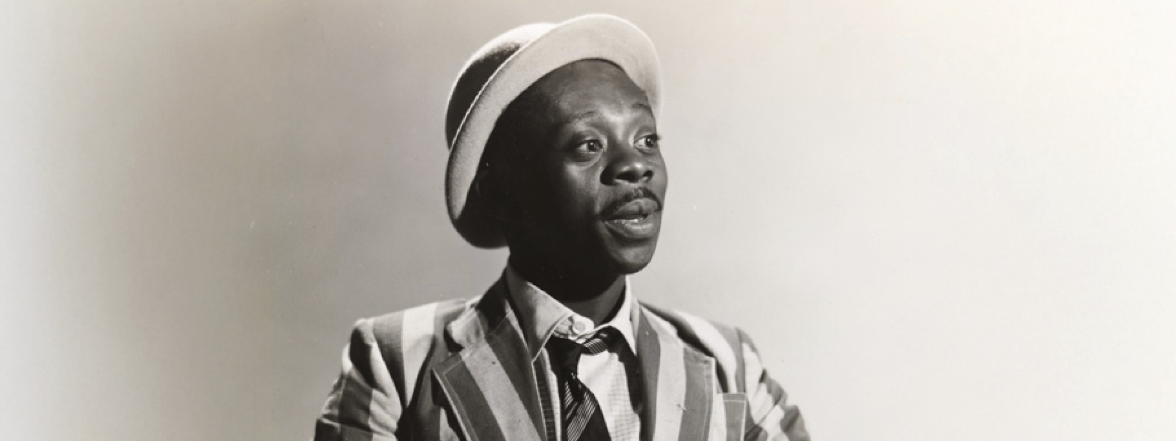 Exposição apresenta acervo do artista resguardado pelo Cedoc da Funarte