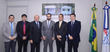 Autoridades participantes da solenidade de posseFoto: Michel Pires