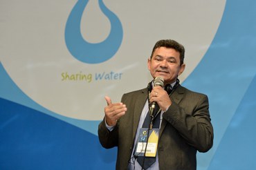 Prefeito de Abaetetuba/PA, Alcides Negrão, em palestra no Painel "Abordando a lacuna do saneamento" no WWF8Foto: Edmar Chaperman