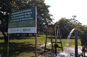 Comunidade Santa Vitória do Coatá, em Barreirinha/AM. Área de captação e poço tubular em funcionamentoFoto: Suest/AM