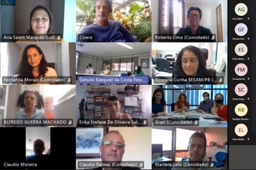 Pessoas em videoconferência