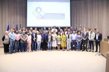 Servidores da Funasa e professores do curso durante encerramento das aulasFoto: Vitor Pacheco/Funasa