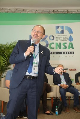 53º CNSA - Mesa-redonda 3: Desafios e perspectivas para a implementação do saneamento ruralMotta destacou a complexidade de levar saneamento a um país de dimensões continentais, especialmente para municípios que abrigam uma parcela significativa da população em áreas rurais e cidades de pequeno porte. Fotos: Weverton Soares/Assemae