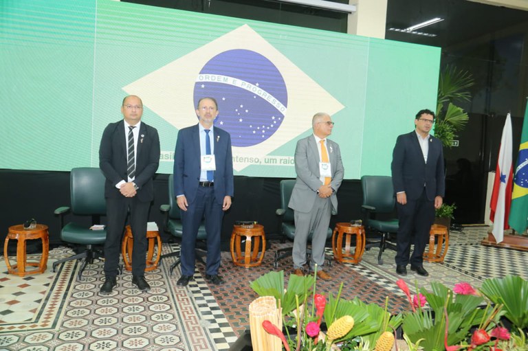 Espaço reune especialistas e entidades para debater soluções de saneamento e saúde ambiental, ampliando atuação na região Norte do país.