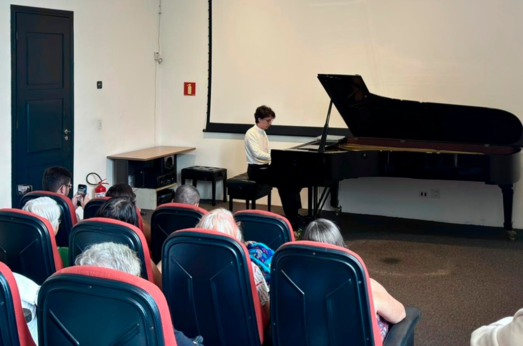 Pianista pernambucano abre temporada 2026 da Música em Movimento na Fundaj