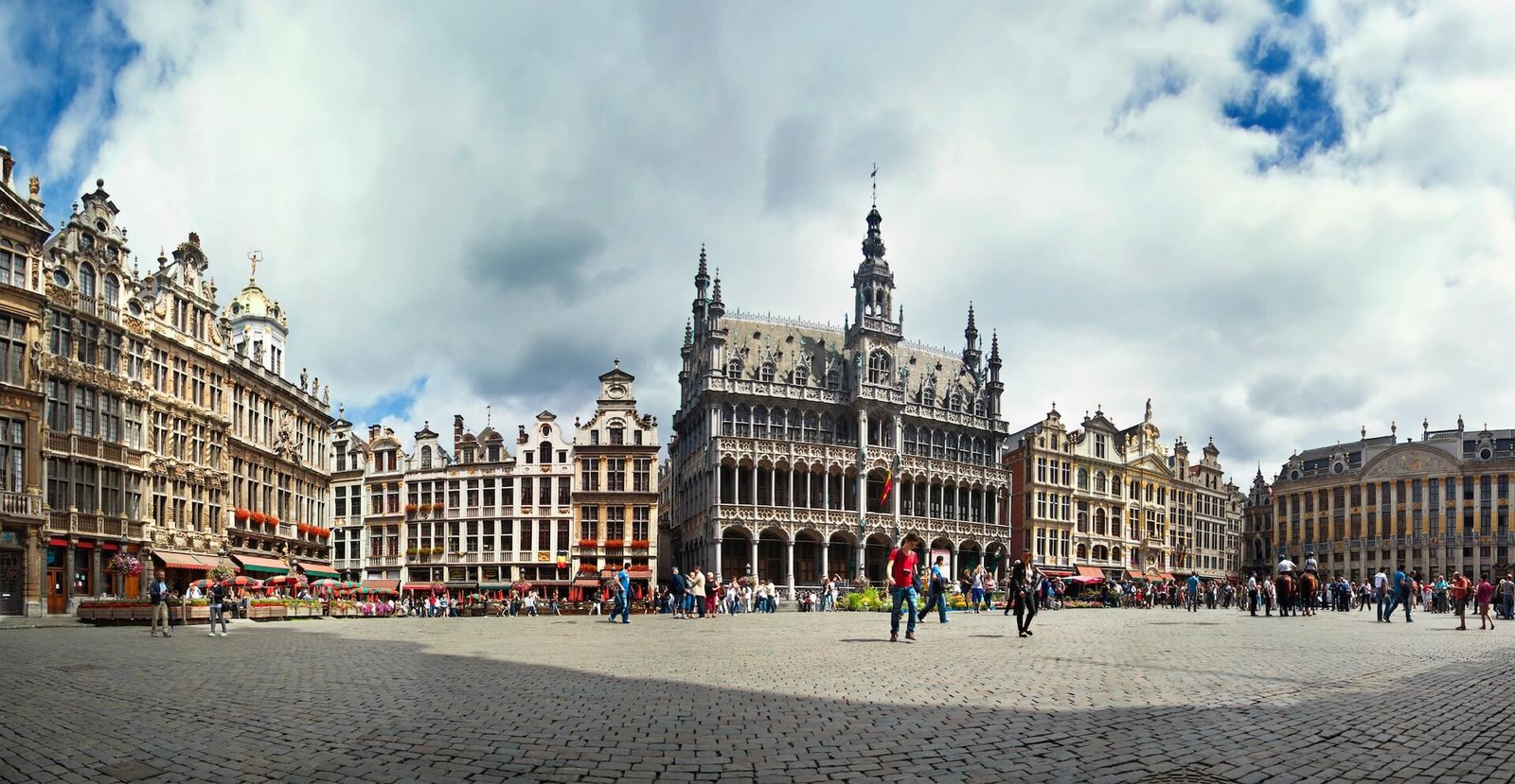 Bélgica, país de Europa Occidental, conocida por sus ciudades medievales y arquitectura renacentista, es la sede de la Unión Europea. Foto: Divulgación/Getty Images