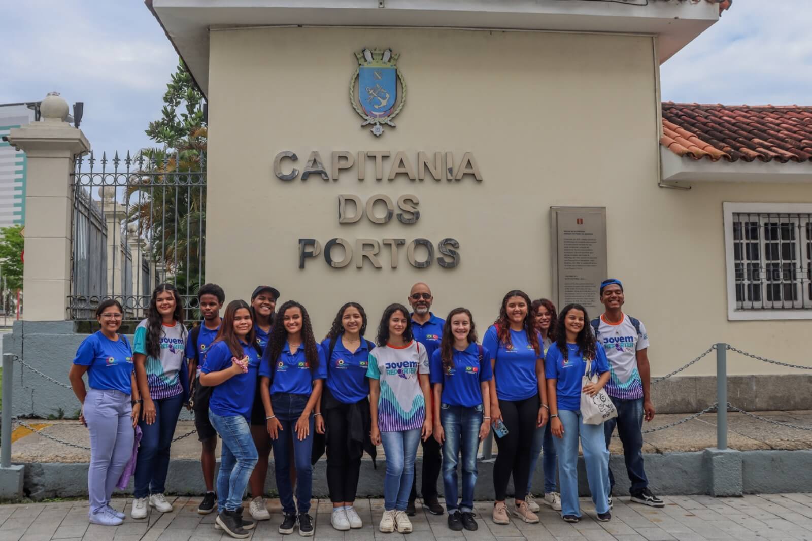 Jovens Repórteres da Seeduc-RJ e membros da equipe ‘Güneş’, formada por alunos do Ciep 218 Ministro Hermes Lima Intercultural Brasil-Turquia, de Duque de Caxias, chegam para conhecer a família Schurmann. Fotos: Marcos Aurélio Pereira da Silva, aluno do Ciep 218 Ministro Hermes Lima Intercultural Brasil-Turquia