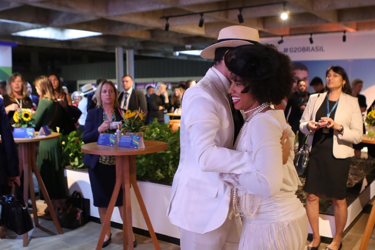 Na reunião de Cientistas-chefe de Agricultura, promovida pela Embrapa, o ritmo foi a gafieira. Foto: Ascom/Embrapa