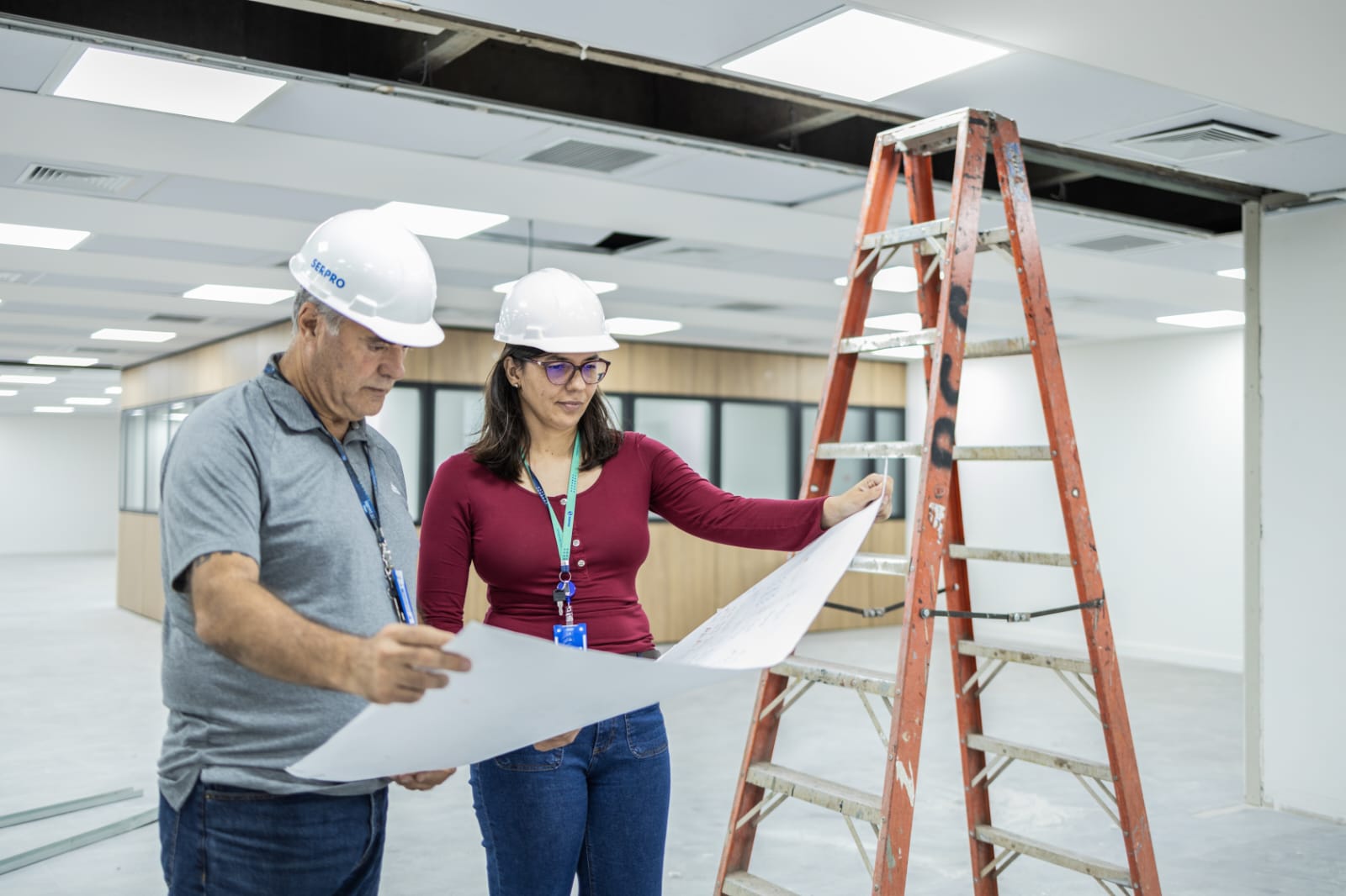 Engineers inspect work at the G20 headquarters | Photo: Audiovisual G20 Brazil