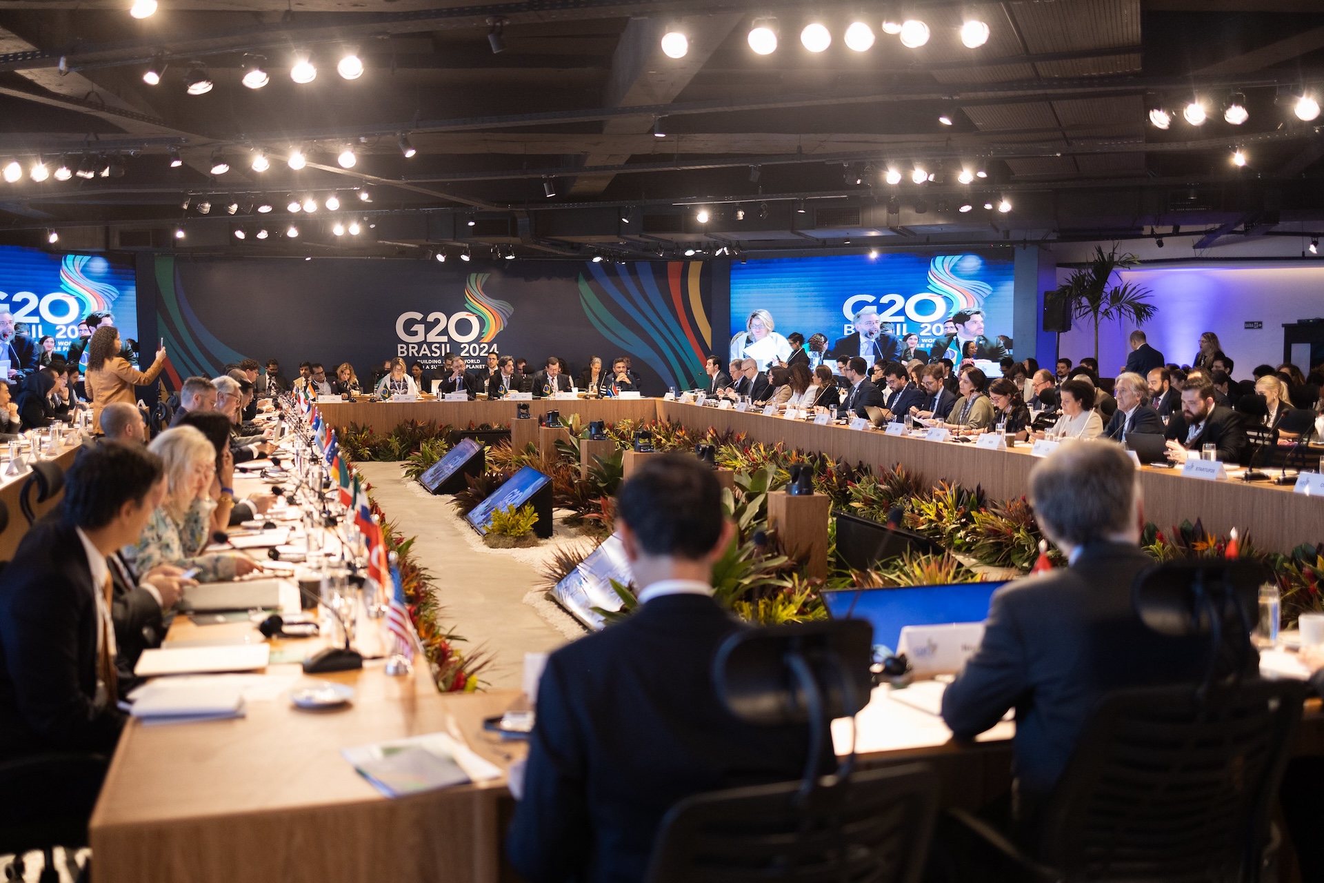 Os documentos dos grupos de engajamento do G20 Social foram entregues aos sherpas na tarde do segundo dia de reunião, no Rio de Janeiro. Foto: Audiovisual/G20