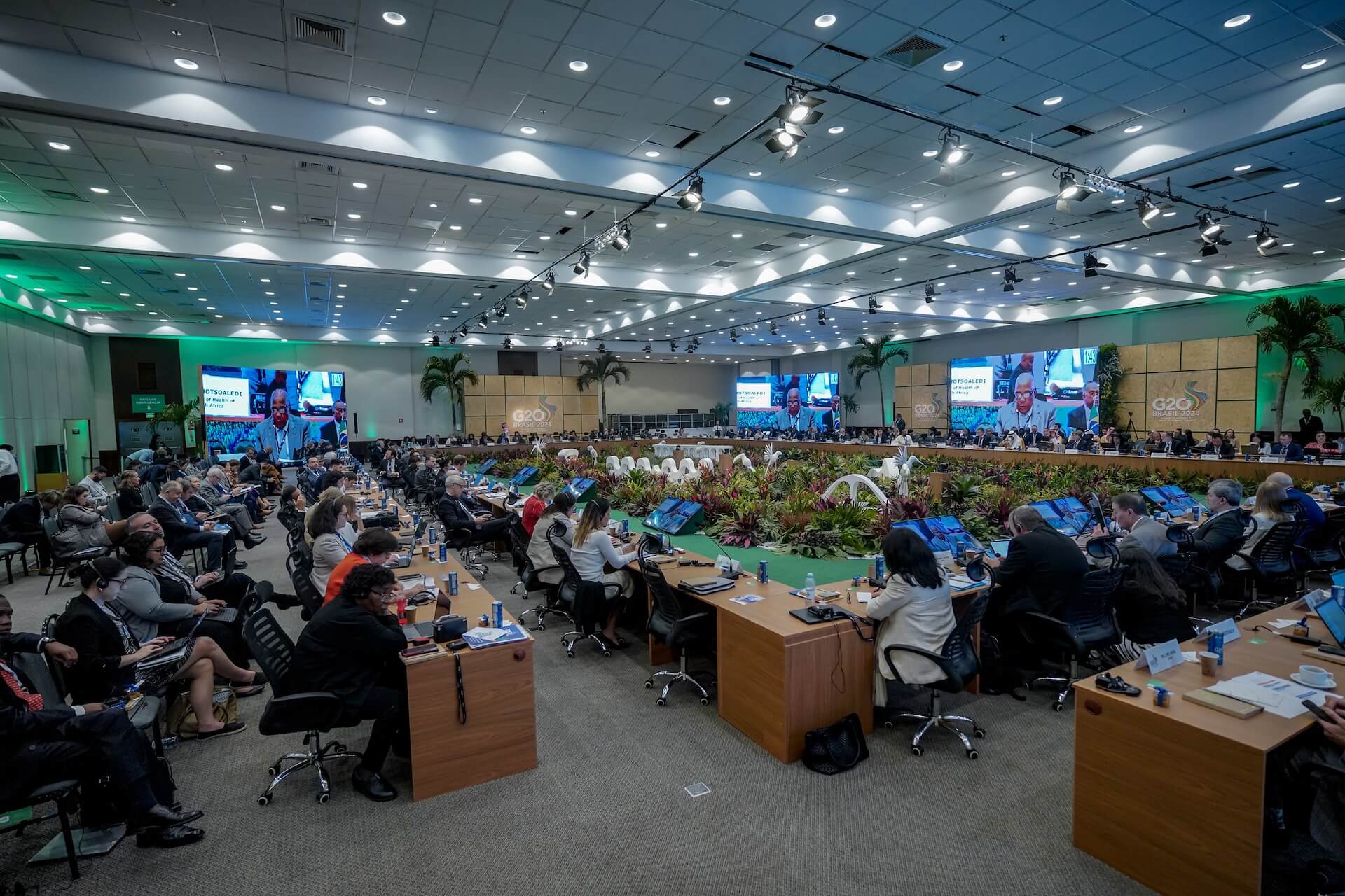 O ministro da Saúde da África do Sul, Honourable Aaron Motsoaledi, destacou que o país foi uma das últimas regiões a receber vacinas e terapias contra a Covid-19. Foto: Audiovisual G20