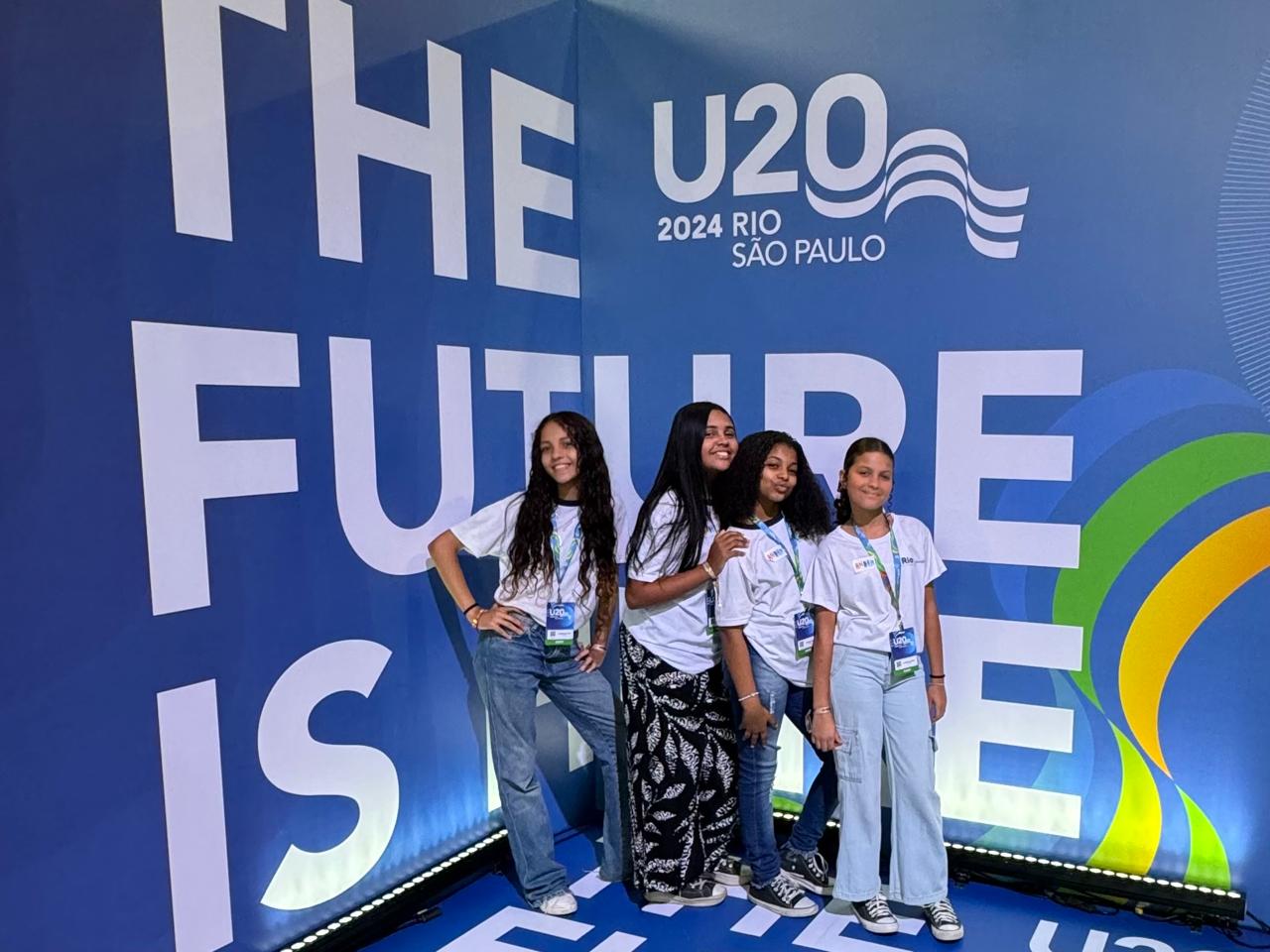 Fechando o ciclo de coberturas, os jovens estiveram presentes tanto na Cúpula Social como na Cúpula de Líderes. Foto: Divulgação/Andar 