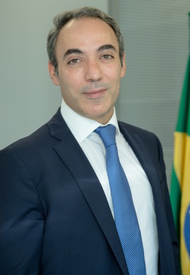 Fernando Anton Basus Bispo 