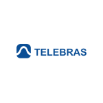 Logo sobre fundo claro com design simples e moderno. À esquerda, há um pequeno símbolo azul em formato arredondado com uma curva branca interna que lembra um fluxo ou conexão. À direita do símbolo, aparece a palavra “TELEBRAS” em letras maiúsculas azuis, com tipografia limpa e institucional, transmitindo uma identidade ligada à tecnologia e telecomunicações.