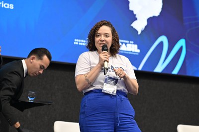 Tecnologista em Ciencia e tecnologia e pesquisadora em governanca de dados e presenvacao digital no IBICT, Ívina Flores Melo.JPG