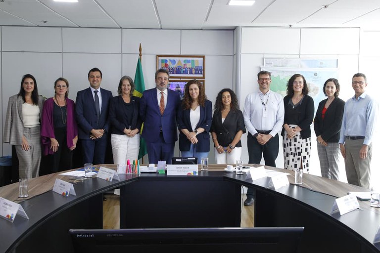 Promoção da vacinação e hábitos de alimentação saudável