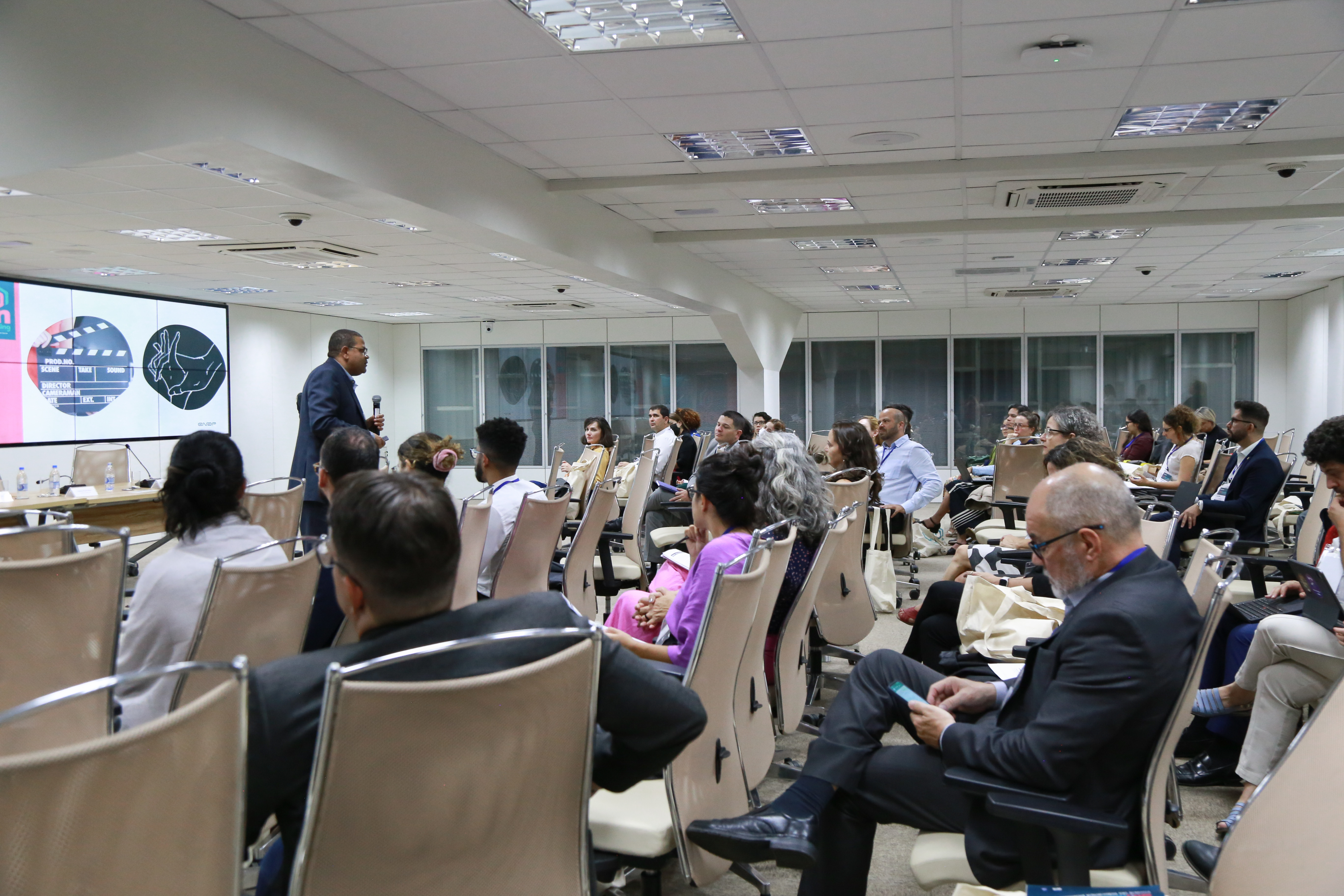 Capacitação de servidores públicos e cidadãos é prioridade do Ministério da Gestão