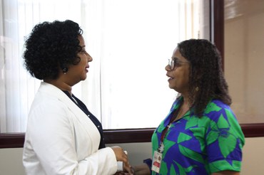 Foto Ana Flávia e servidora AN.jfif