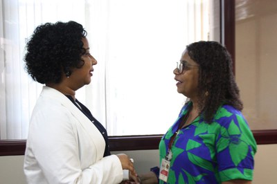 Foto Ana Flávia e servidora AN.jfif