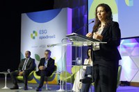 Ministra Esther Dweck participa de seminário promovido pela ApexBrasil para debater uso de práticas sustentáveis nos negócios