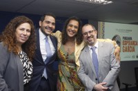 Esther Dweck defende modernização do Estado com ampliação do acesso de pessoas negras ao serviço público