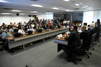 Gestão participa de audiência pública sobre a reestruturação de carreiras do FNDE e Inep