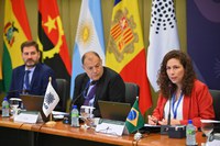 Esther Dweck destaca a cooperação entre os países para fortalecer as capacidades estatais e melhorar os serviços públicos