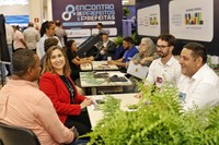 Gestão participa de encontro de prefeitos e prefeitas do estado da Bahia