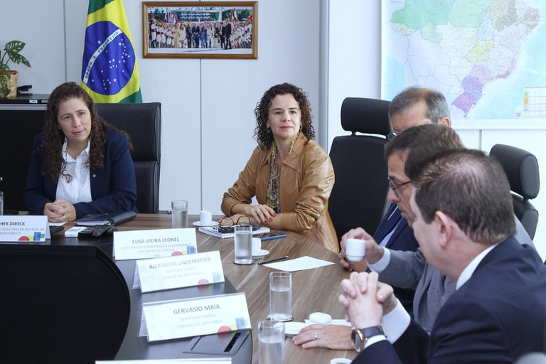 ESTATAIS FOTO 2 1.jpeg