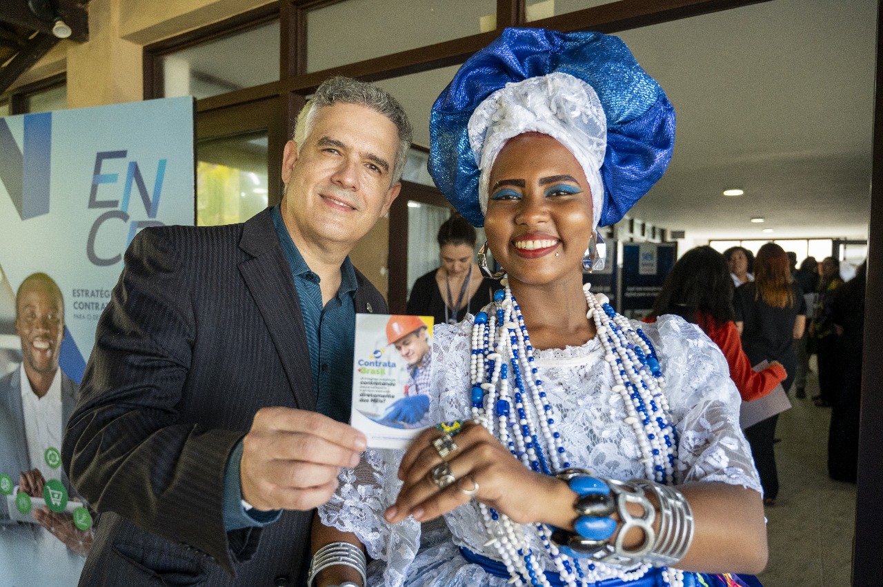 Um dos destaques da oficina em Salvador (BA), plataforma Contrata+Brasil foi apresentada por Marcelo Pontes, coordenador-geral na Seges/MGI