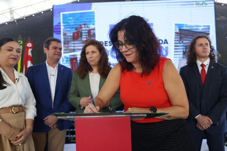 WhatsApp Image 2025-10-10 at 16.51.53 (1).jpeg