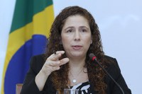 Ministra Esther Dweck, da Gestão, leva agenda de governo digital para reunião de alto nível da Colaboração Digital Global em Davos