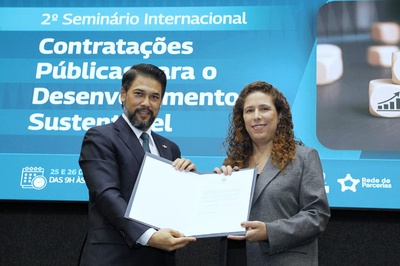 Seminário-internacional-2.jpeg