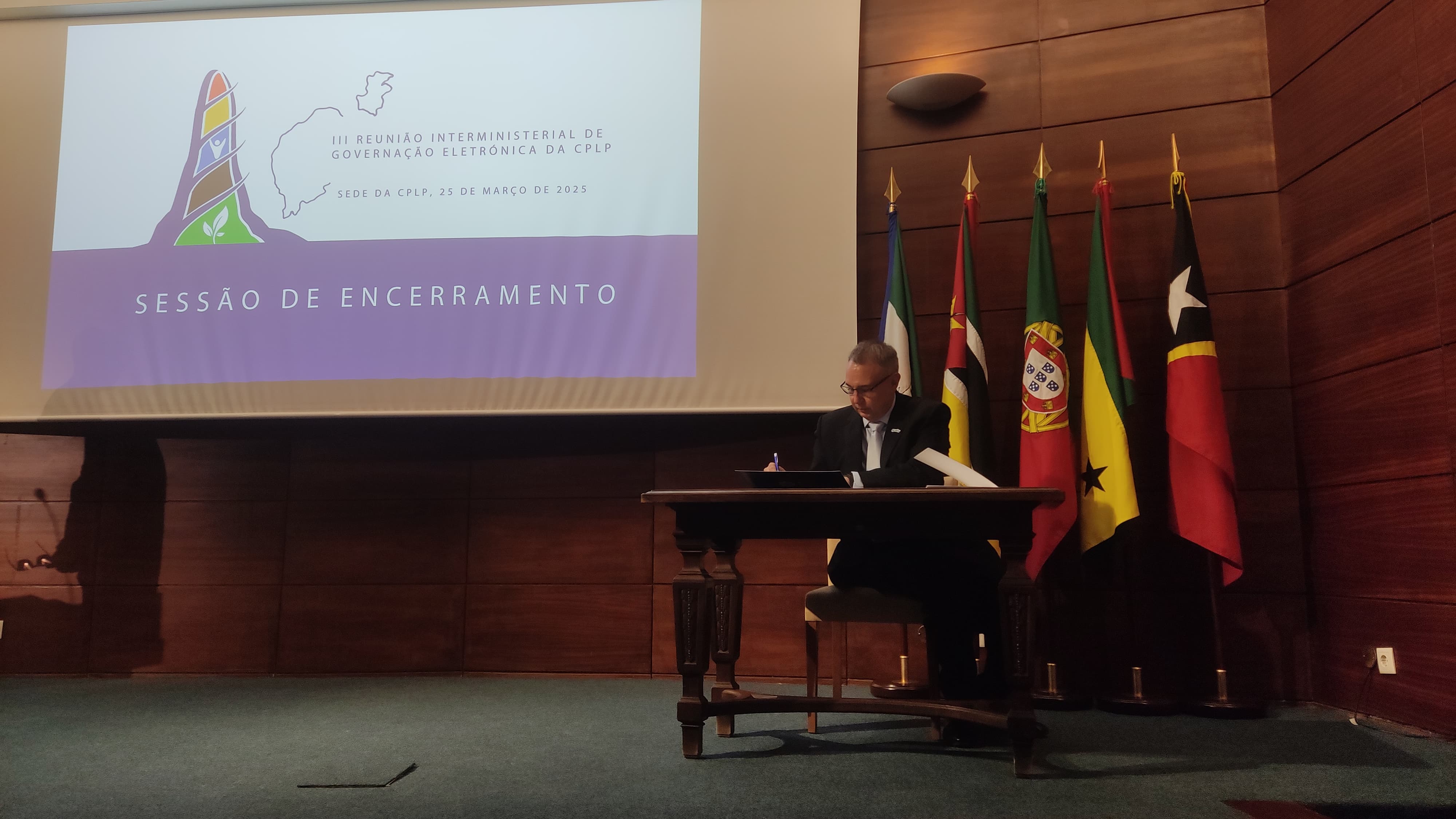 Brasil assina declaração definindo o governo digital como elemento fundamental para a Transformação do Estado