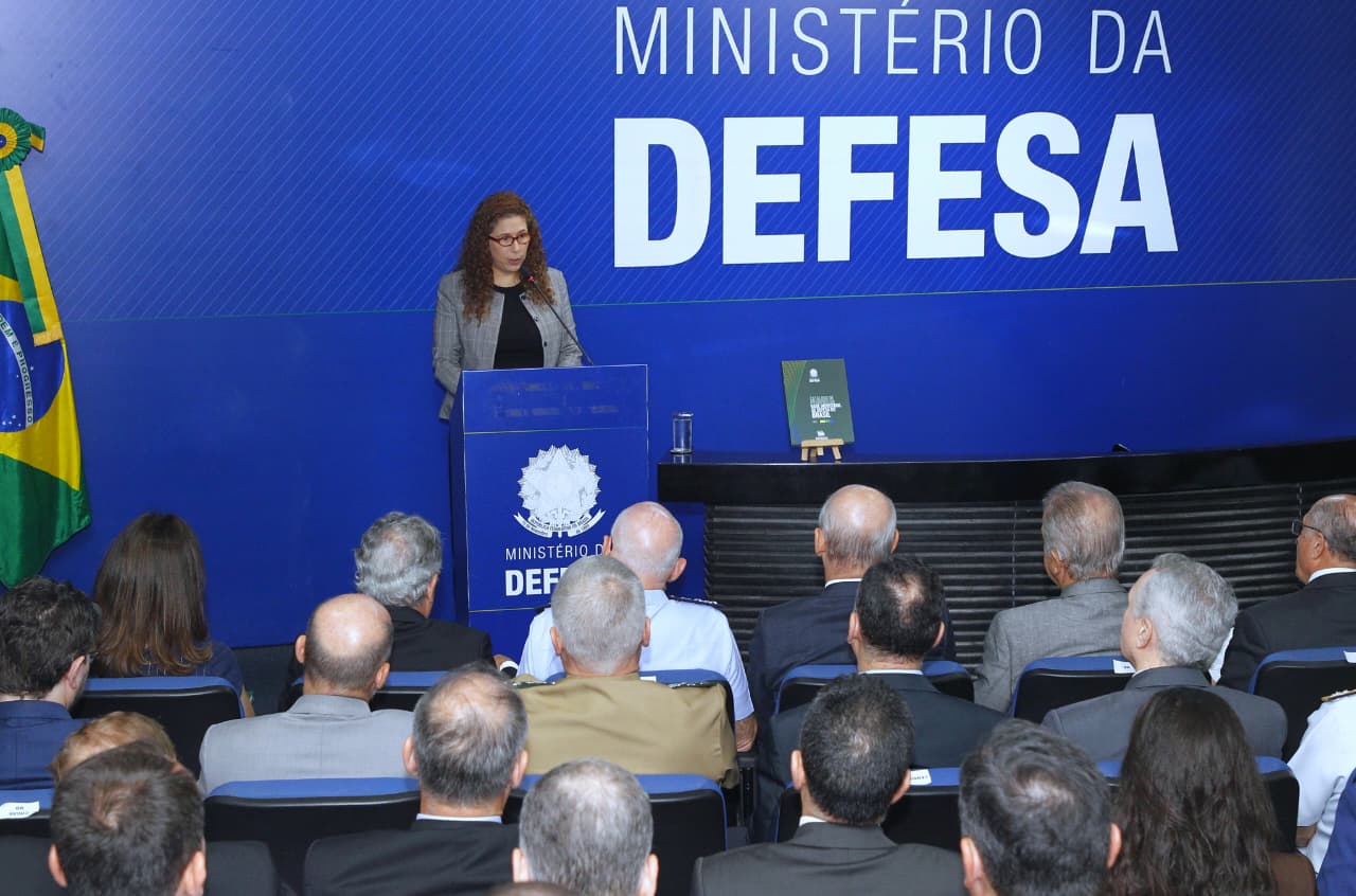 MGI destaca compras públicas como motor do desenvolvimento no lançamento do Catálogo da Base Industrial de Defesa