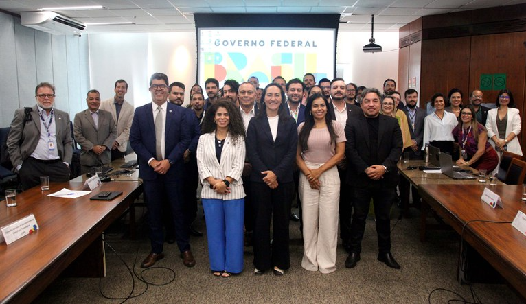 Gestão promove encontro de órgãos federais que assinaram Planos de Transformação Digital