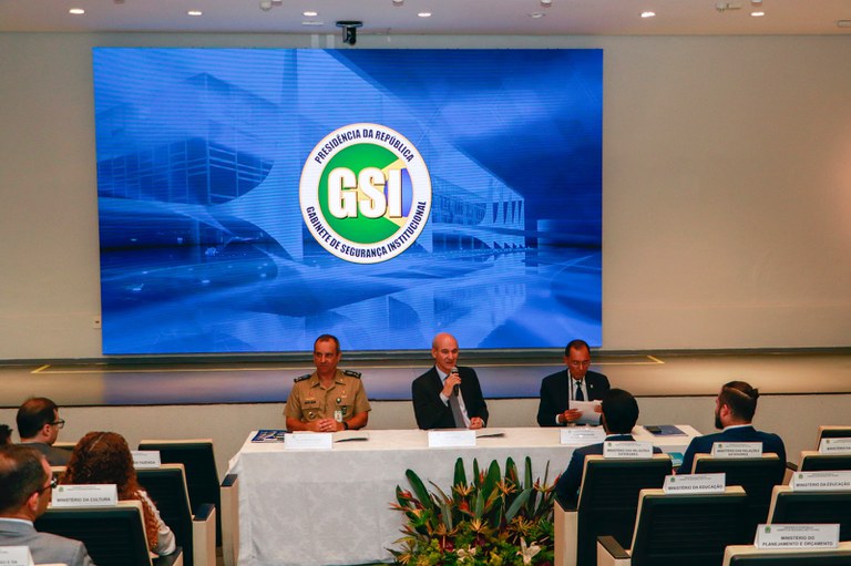 1ec8ef5b-23c3-428b-a646-fade428ea925.jfif