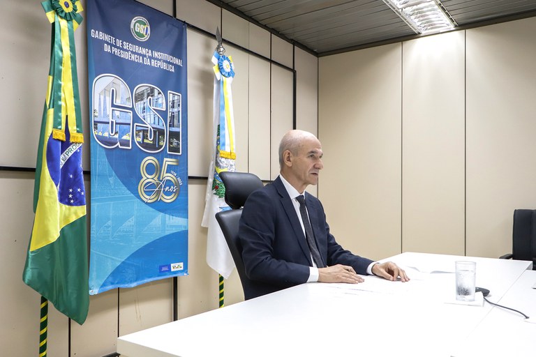 Ministro Amaro realiza abertura do webinário