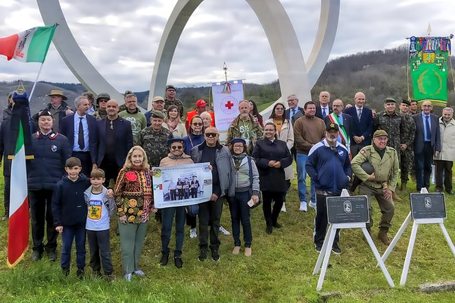 Cerimoônia no Monte Castelo (Itália)