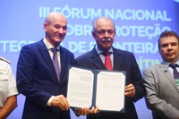 GSI e BNDES assinam protocolo para ampliar investimentos em proteção da fronteira marítima